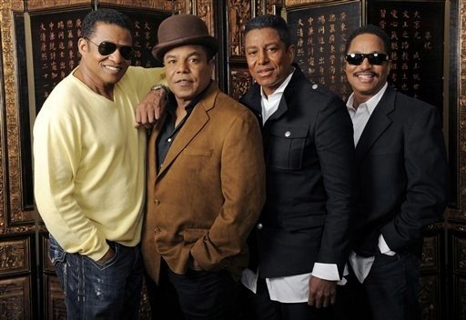 El homenaje de The Jacksons a su hermano