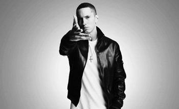 Eminem conquista Facebook
