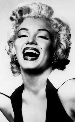 Marilyn Monroe fue una de las embajadoras del tupé con melena suelta.