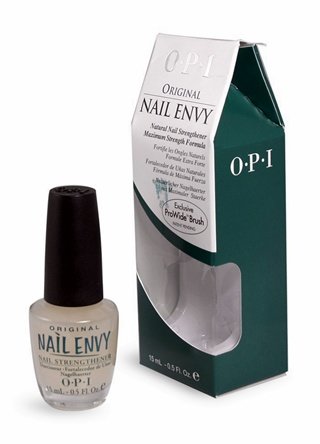 OPI Nail Envy endurecedor de uñas (26,65€). OPI tiene también otro endurecedor a un precio más económico fuera de la gama Envy, el Natural Nail Strengthener (16,40€).