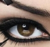 Cinco maneras de aprovechar tu eyeliner estas fiestas