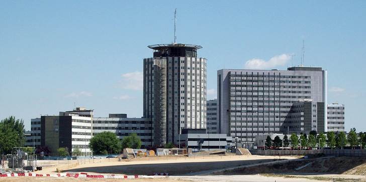 Los hospitales madrileños empiezan a ampliar los horarios