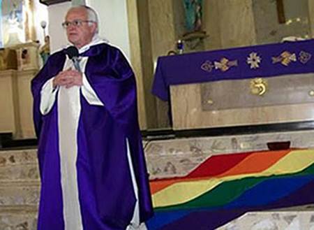 Nueva defensa a los homosexuales por parte de la Iglesia