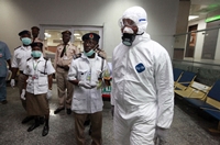 ¿Está haciendo todo lo posible la OMS para frenar el ébola?