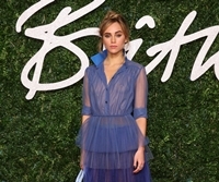 Suki Waterhouse en los British Fashion Awards 2014