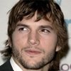 Ashton Kutcher llora ante Bruce Willis