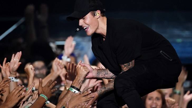 Justin Bieber lloró por la acogida del público