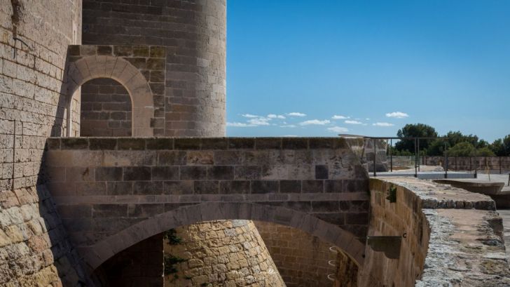 5 curiosidades del Castillo de Bellver de Palma que lo hacen único en el mundo