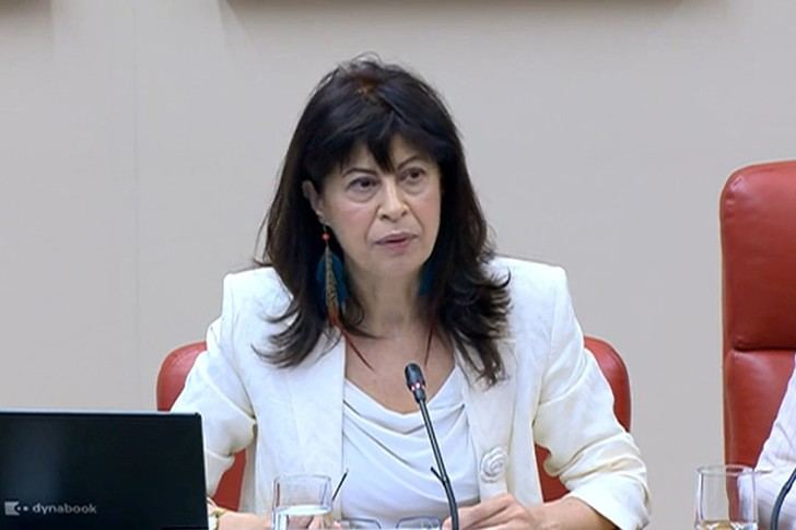 Ana Redondo busca consenso para impulsar medidas contra la violencia de género