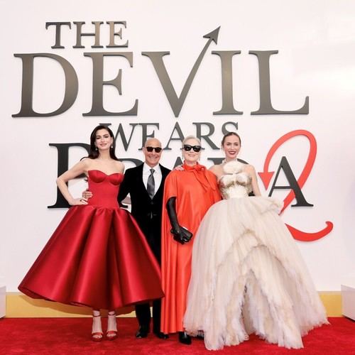 Estrellas de 'El diablo viste de Prada 2' brillan en su estreno en Nueva York