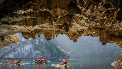 La belleza de Halong (III): Mucho más que ver