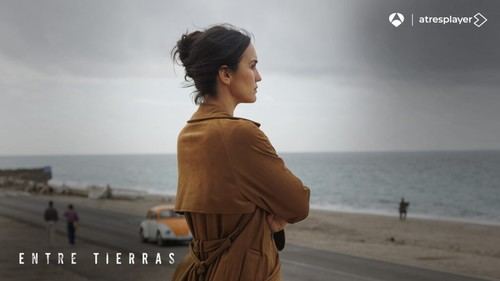 Antena 3 concluye el rodaje de la segunda temporada de 'Entre Tierras' y muestra las primeras imágenes