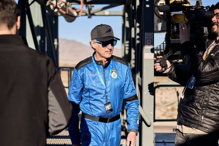 Calleja finaliza su aventura espacial en Cuatro con un emotivo episodio