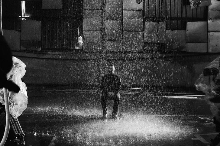 Campaña 'Impermeable' de Adolfo Domínguez alcanza 8 millones de visualizaciones