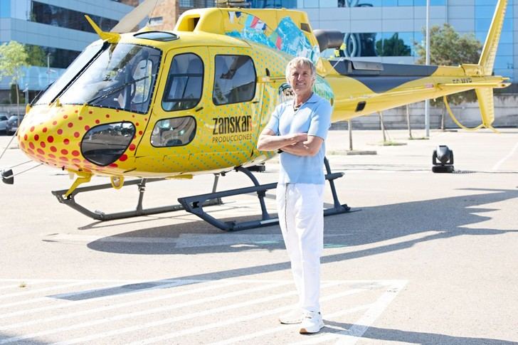 Jesús Calleja lanza 'Volando voy, volando vengo' en Telecinco con enfoque social renovado