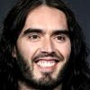 Orden de arresto para Russell Brand